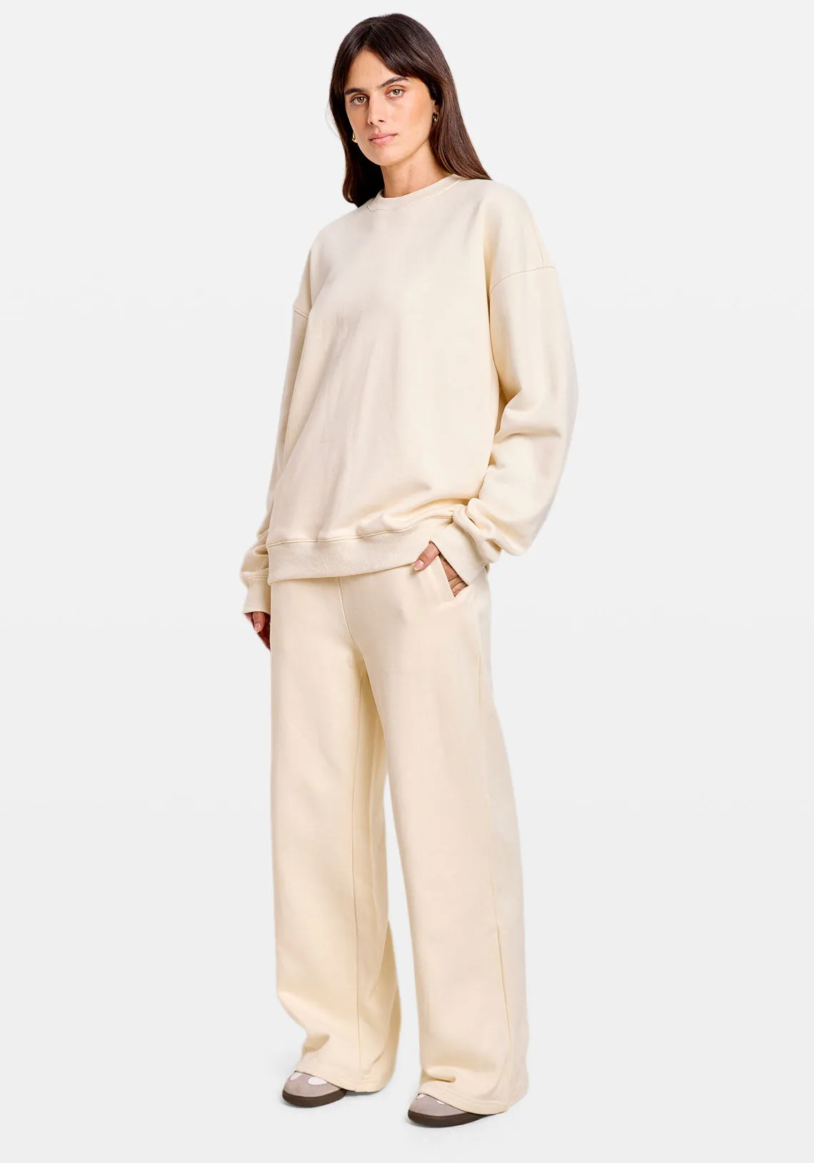 EMBROIDERED CREW SWEATSHIRT IVORY