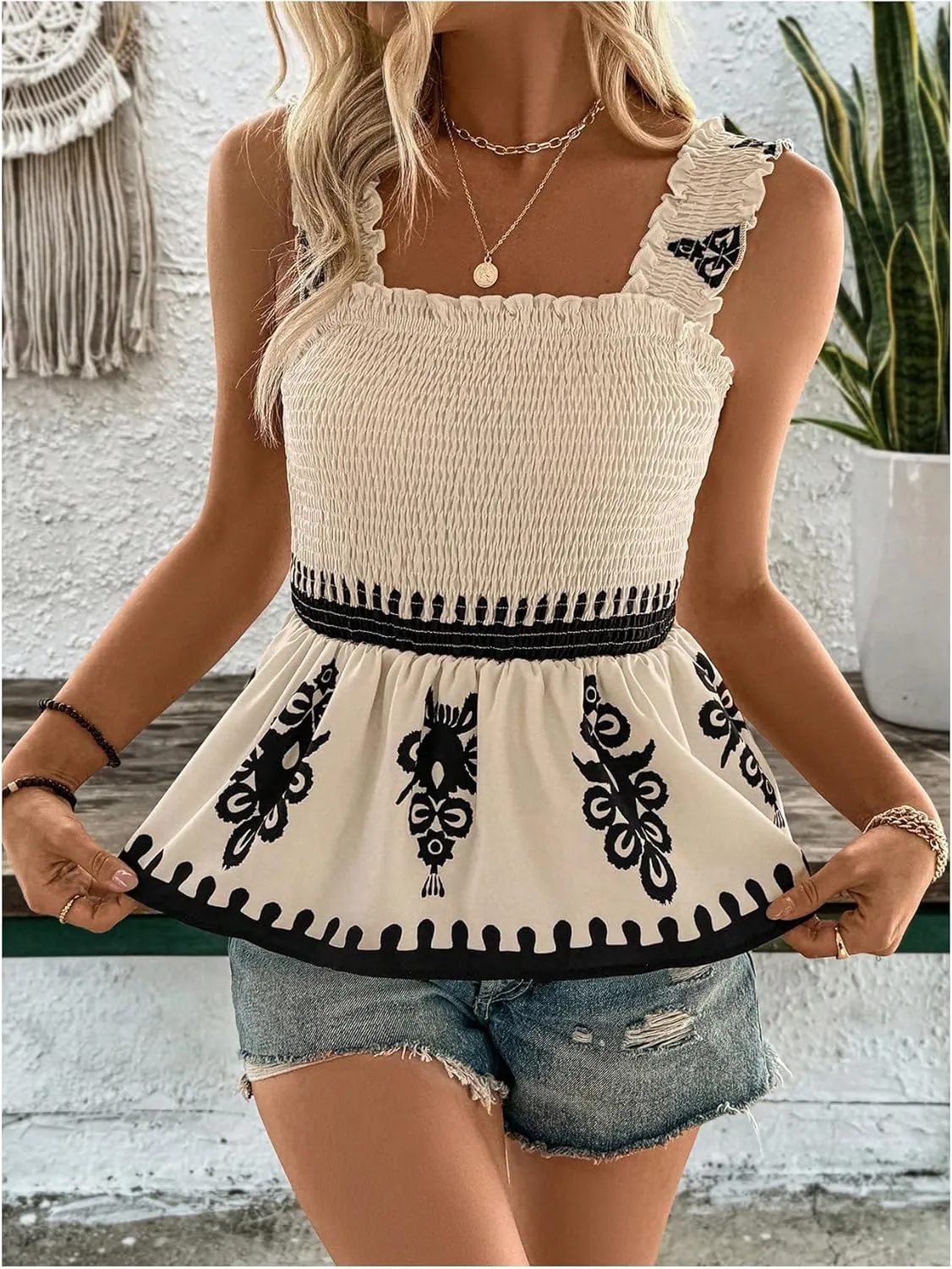 Floerns Women's Summer Tank Tops Sleeveless Printed Smocked Going Out Spring Outfit