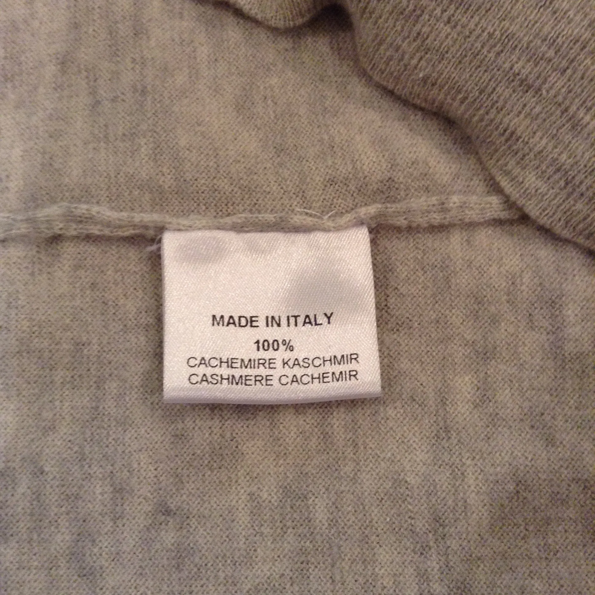 Hermes - Grey Zip Neck Cashmere Sweater with Red Collar - XL