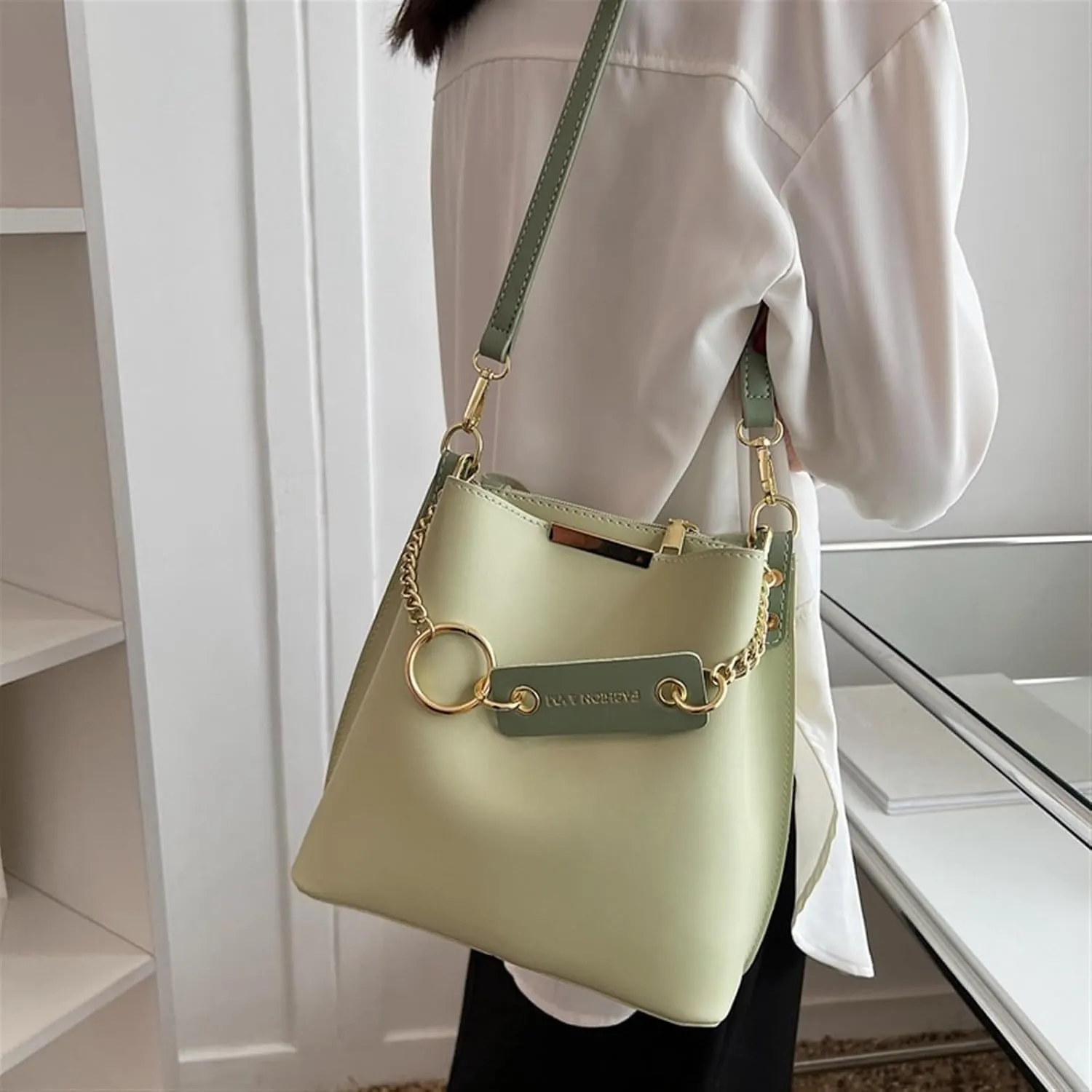 Large-capacity crossbody bag, senior sense of personality bucket high, shoulder bag (Green)