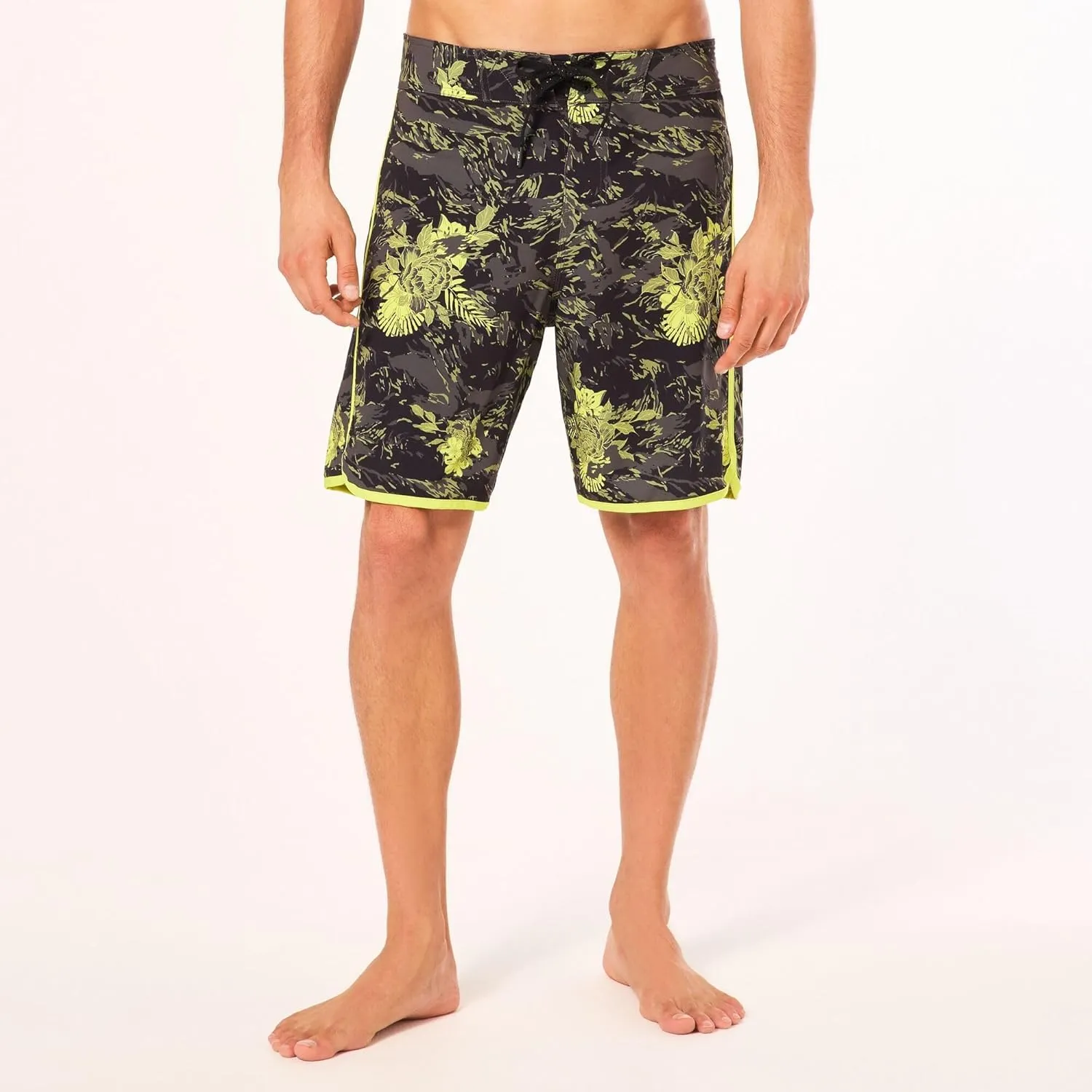 Oakley Men's Palm Florals Recycled 19 Boardshort
