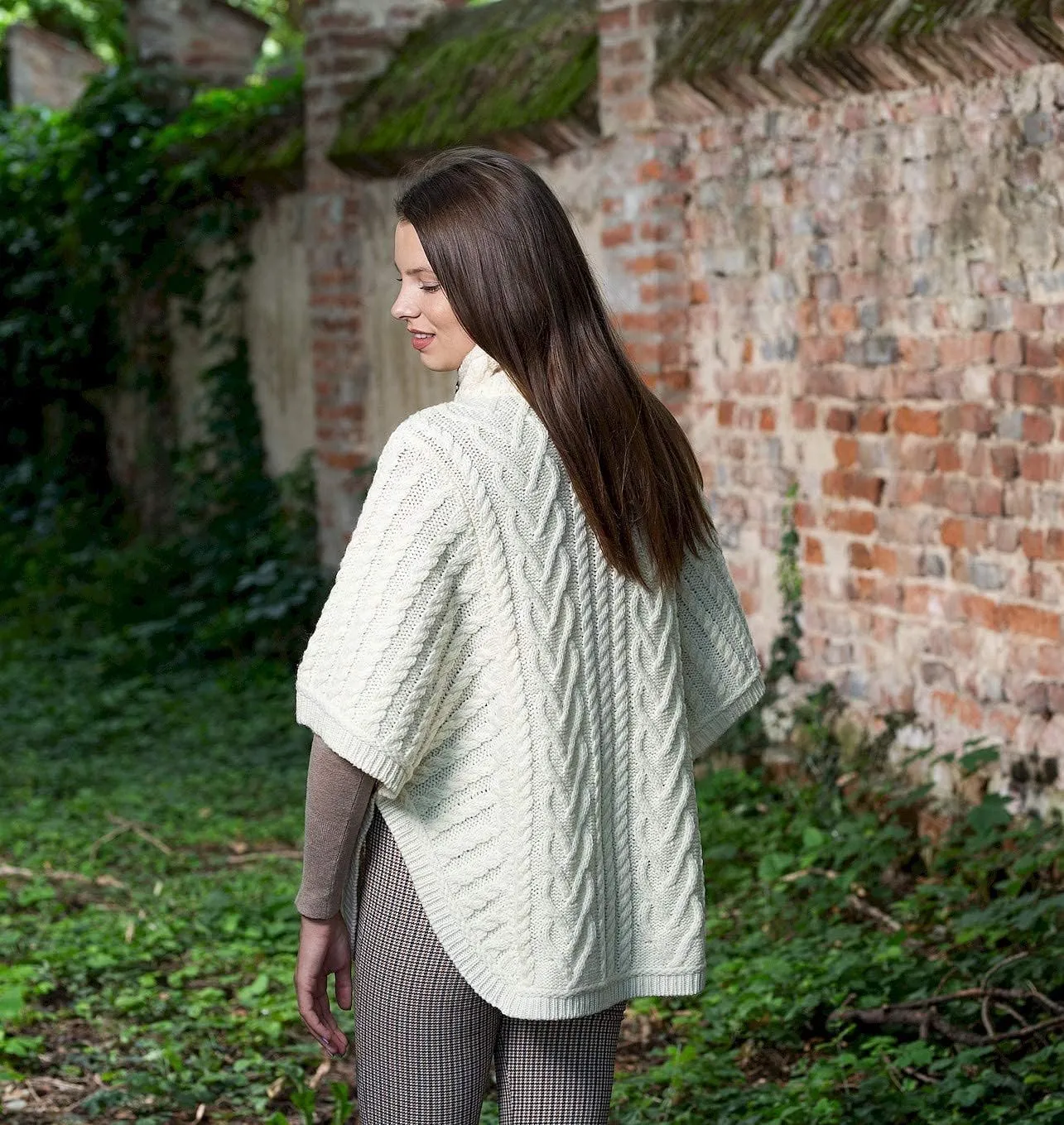 SAOL Irish Cardigan for Women Made of 100% Merino Wool Ireland Poncho with Front Pockets