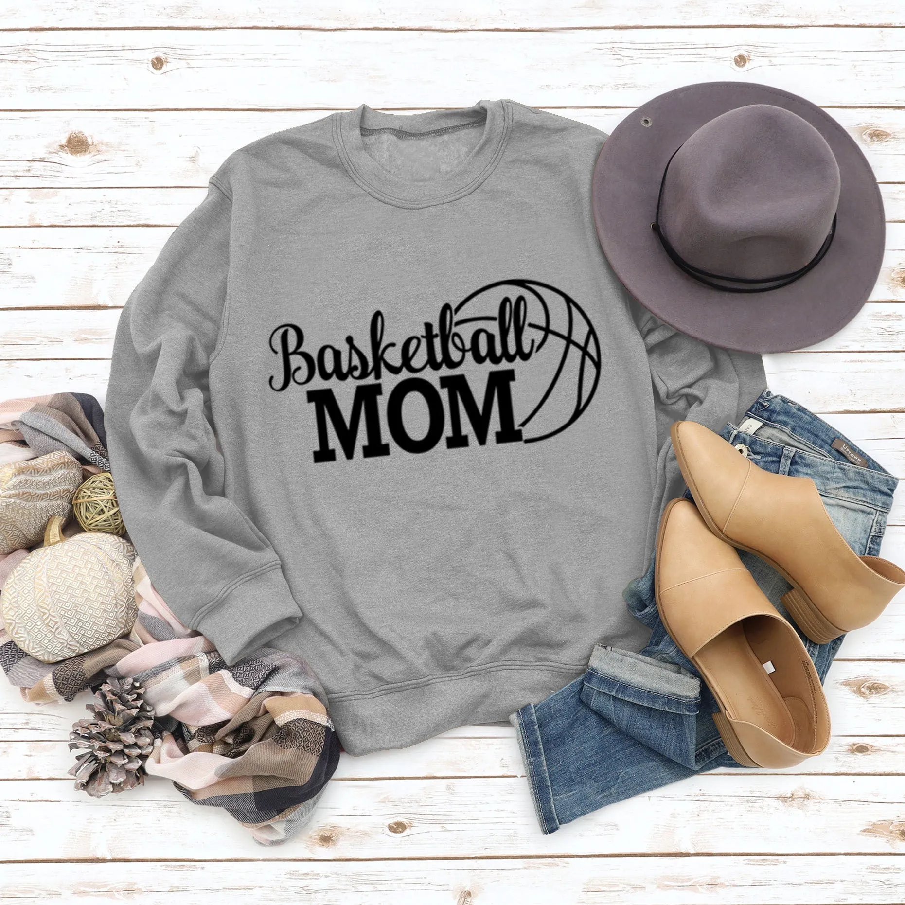 Spot Basketball Mom Long Sleeve Women's Sweatshirt