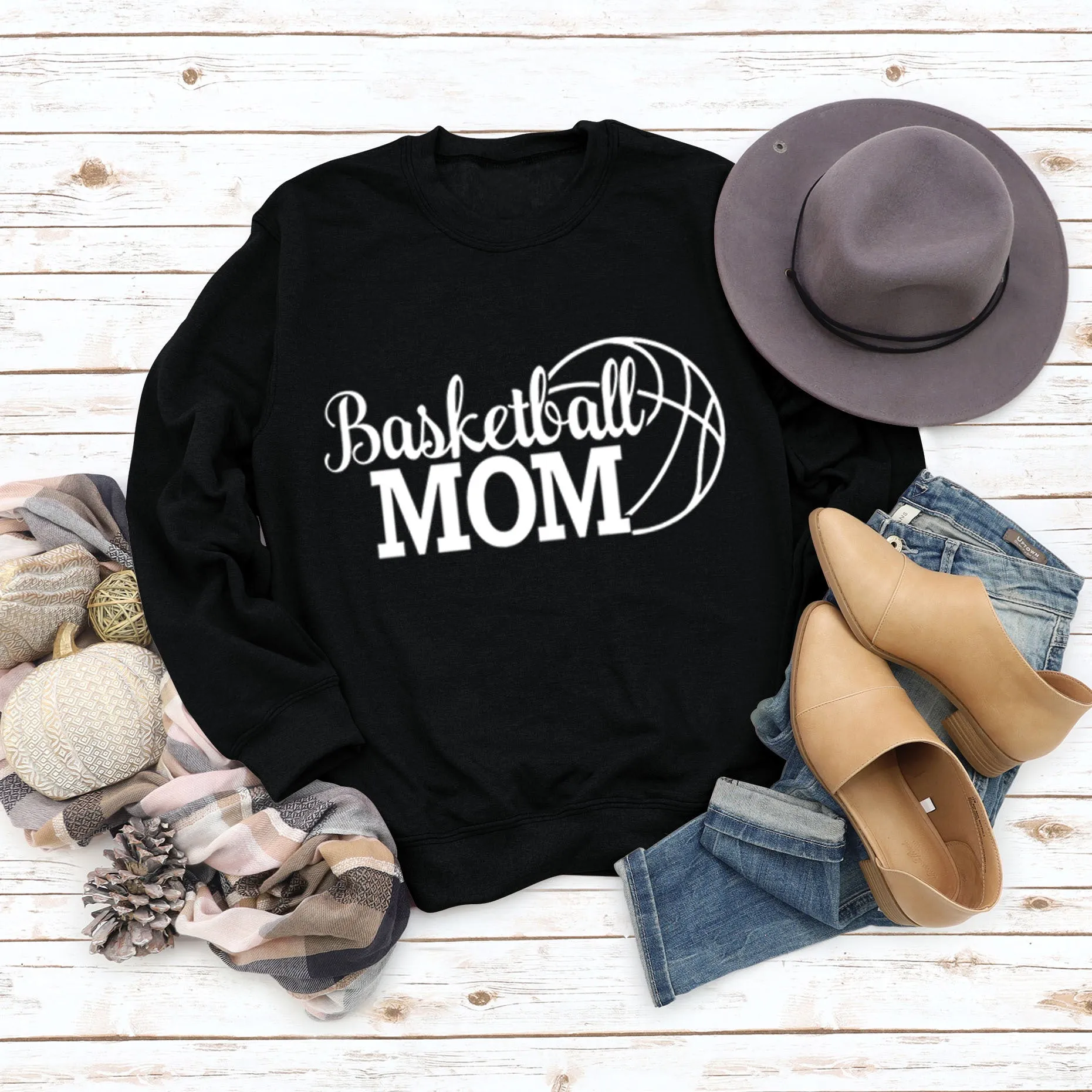Spot Basketball Mom Long Sleeve Women's Sweatshirt