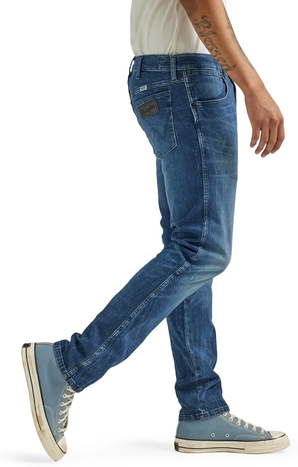 Wrangler Men's Retro Slim Fit Straight Leg Jeans